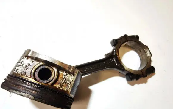 Dodge Caravan Piston with connecting rod 4654355D