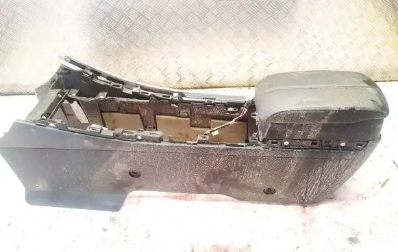 Mazda CX-7 Armrest eh6464441 k3006