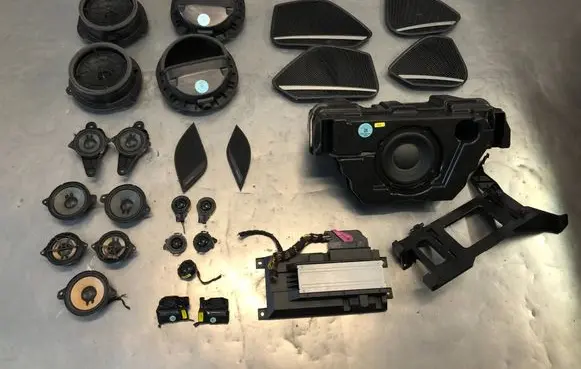 Audi A4 S4 B9 Audio system kit 8W0035223B 8W5035297 8W9035382A