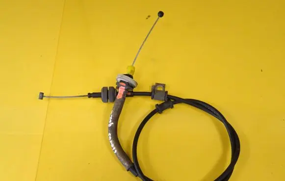 KIA Clarus Throttle cable 