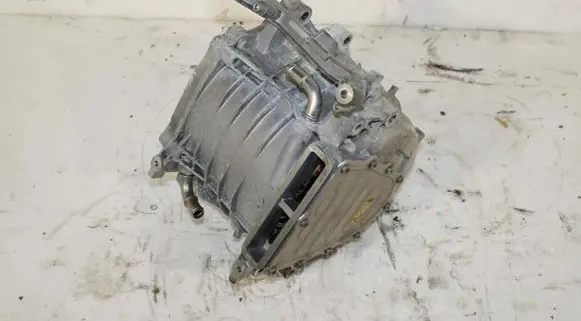 BMW i8 Windscreen/windshield washer pump 12358641608