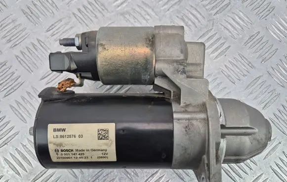 BMW 5 F10 F11 Starter motor 8612576 0001147425