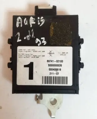 Toyota Auris 150 Door control unit/module 8974102100 000406619