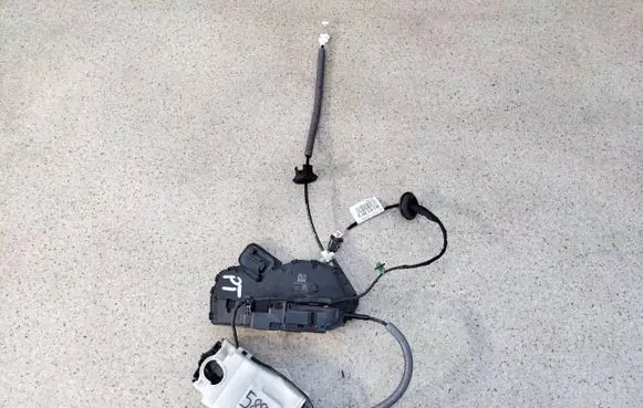 Skoda Octavia Mk4 Rear door lock 5TA839016M24 5TA839016M