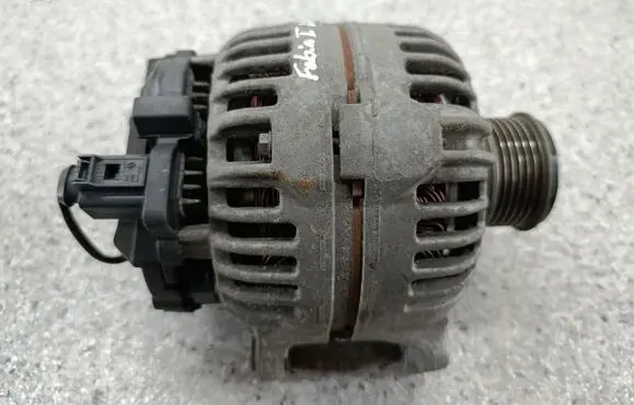 Skoda Fabia Mk1 (6Y) Generator/alternator 045903023A