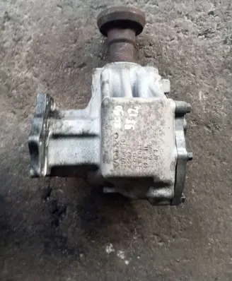Volvo XC90 Gearbox transfer box case 30700010
