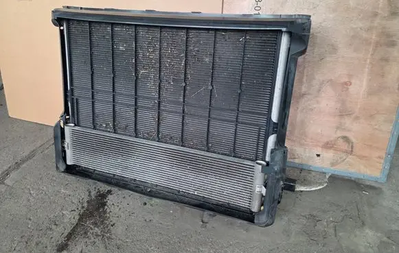BMW 5 G30 G31 G38 Radiator set 8484638 9486411 8686164