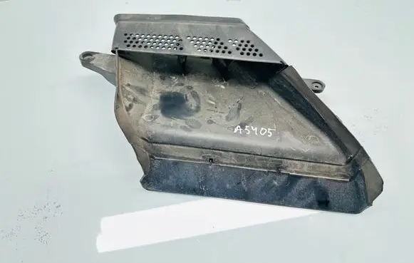 Audi A4 S4 B8 8K Air intake duct part 8K0129618 8K0129618A
