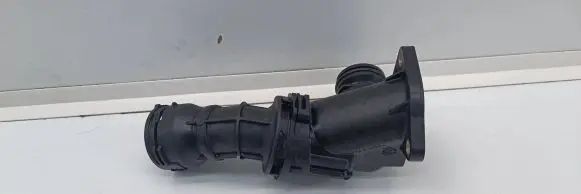 Audi A3 S3 8V Thermostat/thermostat housing 04L121111