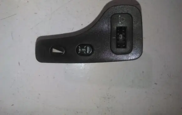 Headlight level height control switch