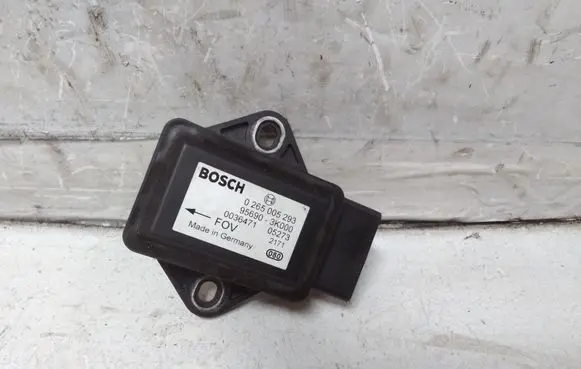 Hyundai Santa Fe ESP acceleration yaw rate sensor 956903K000 0265005293