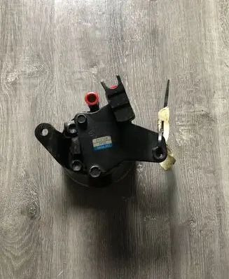 Nissan Murano Z50 Power steering pump