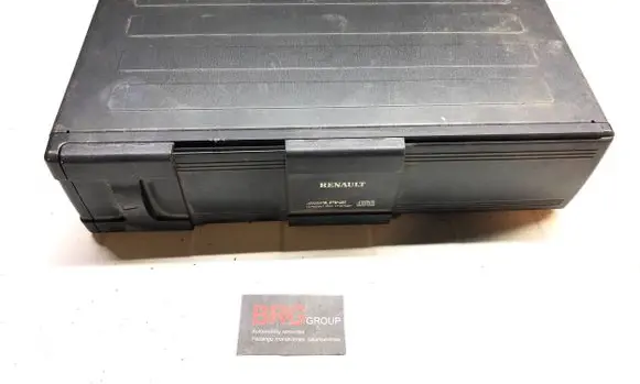 Renault Espace - Grand espace IV CD/DVD changer 8200207100 MC9RN85Z
