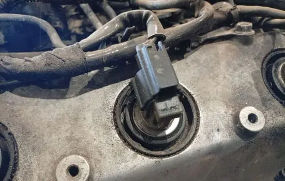 Saab 9-5 Fuel injector