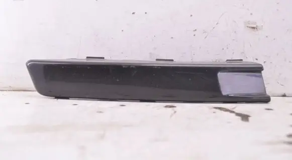 Volkswagen PASSAT B6 Front bumper splitter molding 3C0807646A