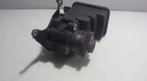BMW 5 E60 E61 Power steering pump