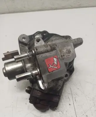 Peugeot Boxer Fuel injection high pressure pump 9674984480