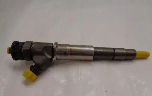 Fuel injector