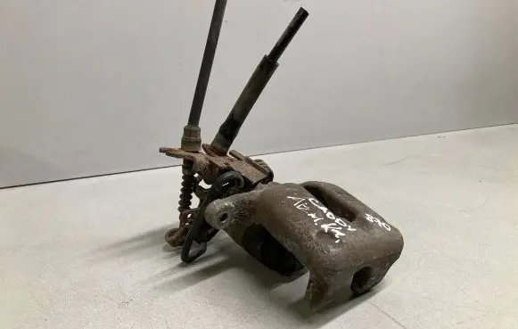 Volkswagen Caddy Rear brake caliper