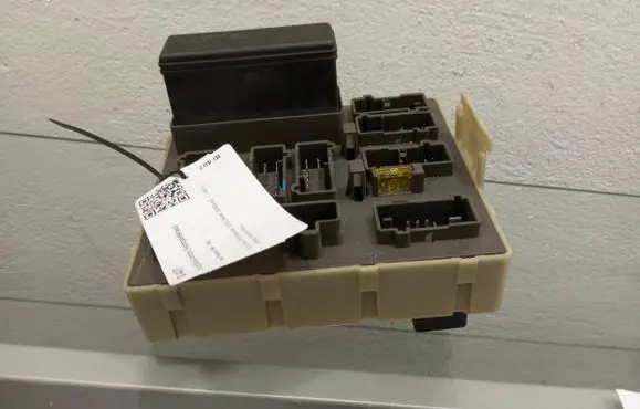 Ford Focus Fuse box set 98AG14A073LC 518268404