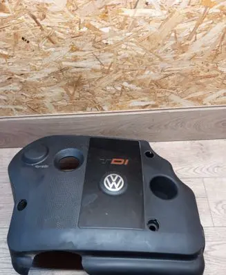 Volkswagen PASSAT B5.5 Engine cover (trim) 013050AB 038103925AE