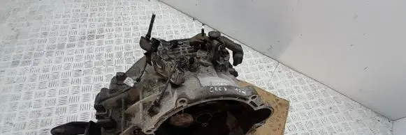 Manual 6 speed gearbox