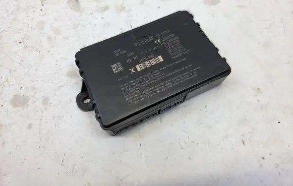 Jaguar XE Other control units/modules HPLA19H440AF