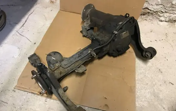 Mitsubishi Pajero Front differential XXW N4003001