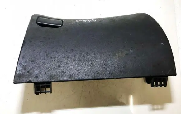 Ford Puma Glove box