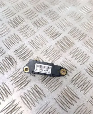 Mercedes-Benz E W211 Airbag deployment crash/impact sensor 0018209126 304673002