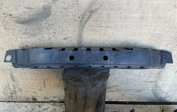 Volvo XC70 Front bumper support beam 30678674