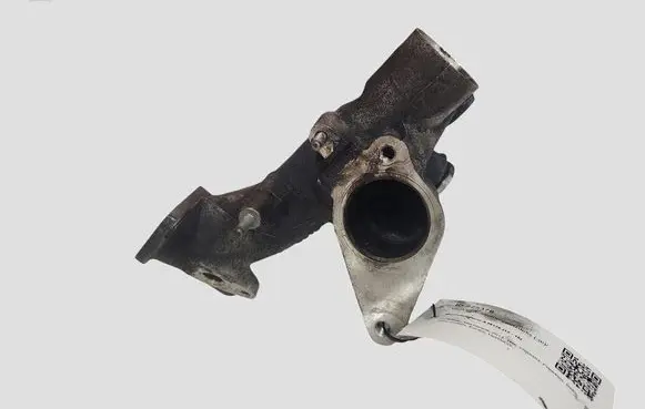 Mercedes-Benz A W176 Engine coolant pipe/hose