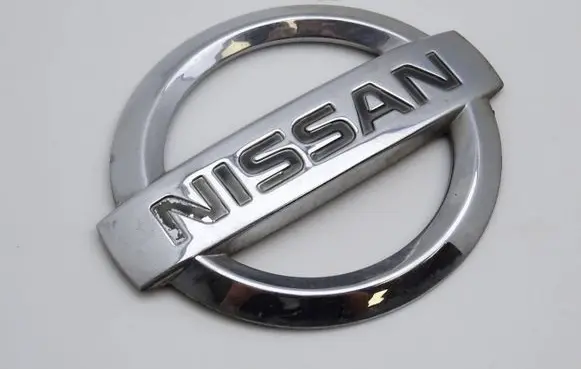 Nissan Note (E11) Manufacturers badge/model letters 90890AU400