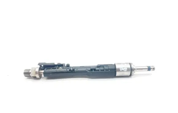BMW 7 G11 G12 Fuel injector 13648638255