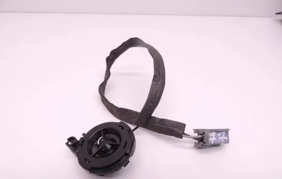 Volvo XC70 Front door high frequency speaker 30752085 D77