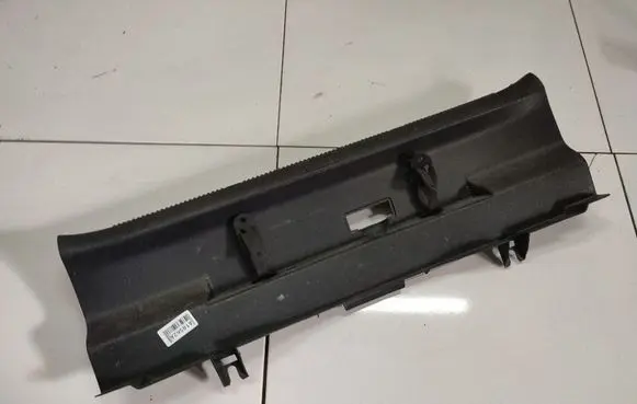 Other trunk/boot trim element