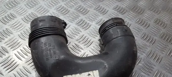 Volkswagen Golf V Air intake hose/pipe 1k0129618