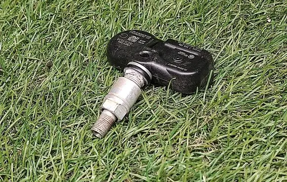 Tire pressure sensor
