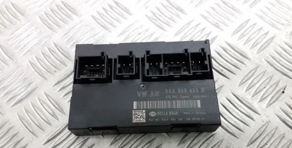 Volkswagen PASSAT B7 Comfort/convenience module 3AA959433