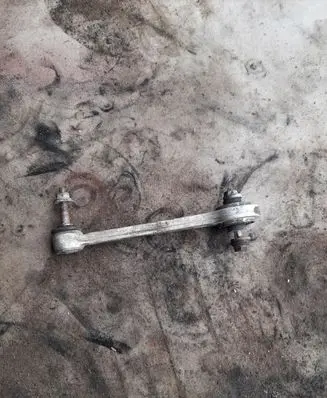 BMW 5 E39 Rear upper control arm/wishbone 1090746