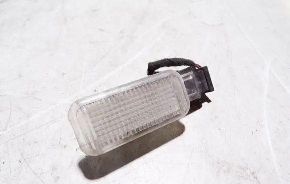 Volkswagen PASSAT B5.5 Other interior light 3B0947415