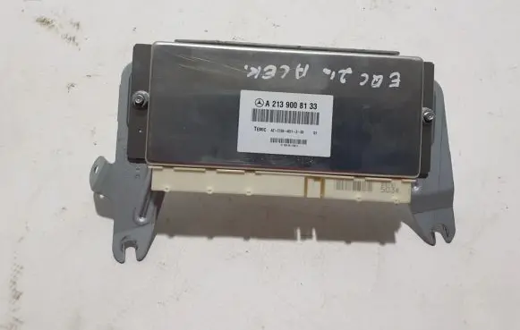 Mercedes-Benz EQC Air suspension control unit module (rear) A2139006231