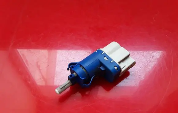 Ford Focus Brake pedal sensor switch NOCODE