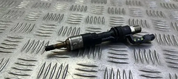 Mazda CX-30 Fuel injector HF0113250B