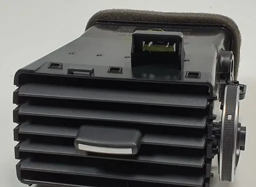 Land Rover Discovery Sport Dash center air vent grill FK72-014L20-BD