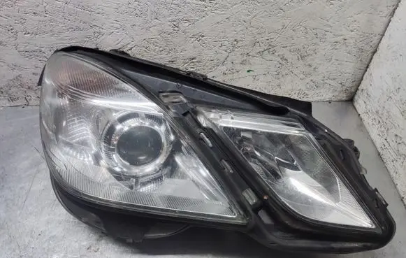 Mercedes-Benz E W212 Headlight/headlamp A2128208461