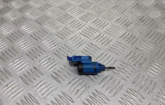 Volkswagen PASSAT B5.5 Clutch pedal sensor 1J0927189E