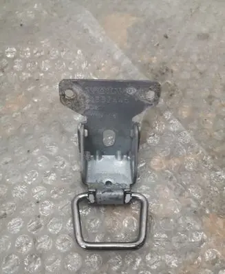Volvo S60 Tie down hook / loop 31332445