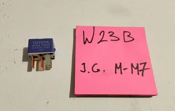 Toyota Corolla E120 E130 Other relay 2830028010 1567002300