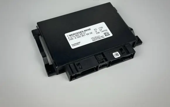 Mercedes-Benz E W213 Gearbox control unit/module A2139002501 A0009016202 5WE00001